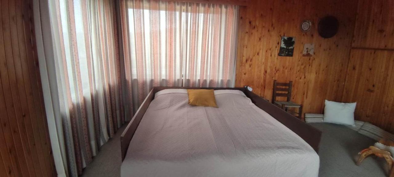 Rising Sun Guesthouse Mesochoria エクステリア 写真